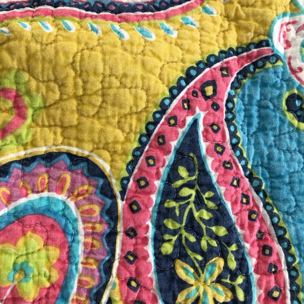 EUC Cotton Reversible Vibrant Paisley & Floral Multicolor Quilt - Picture 4 of 11